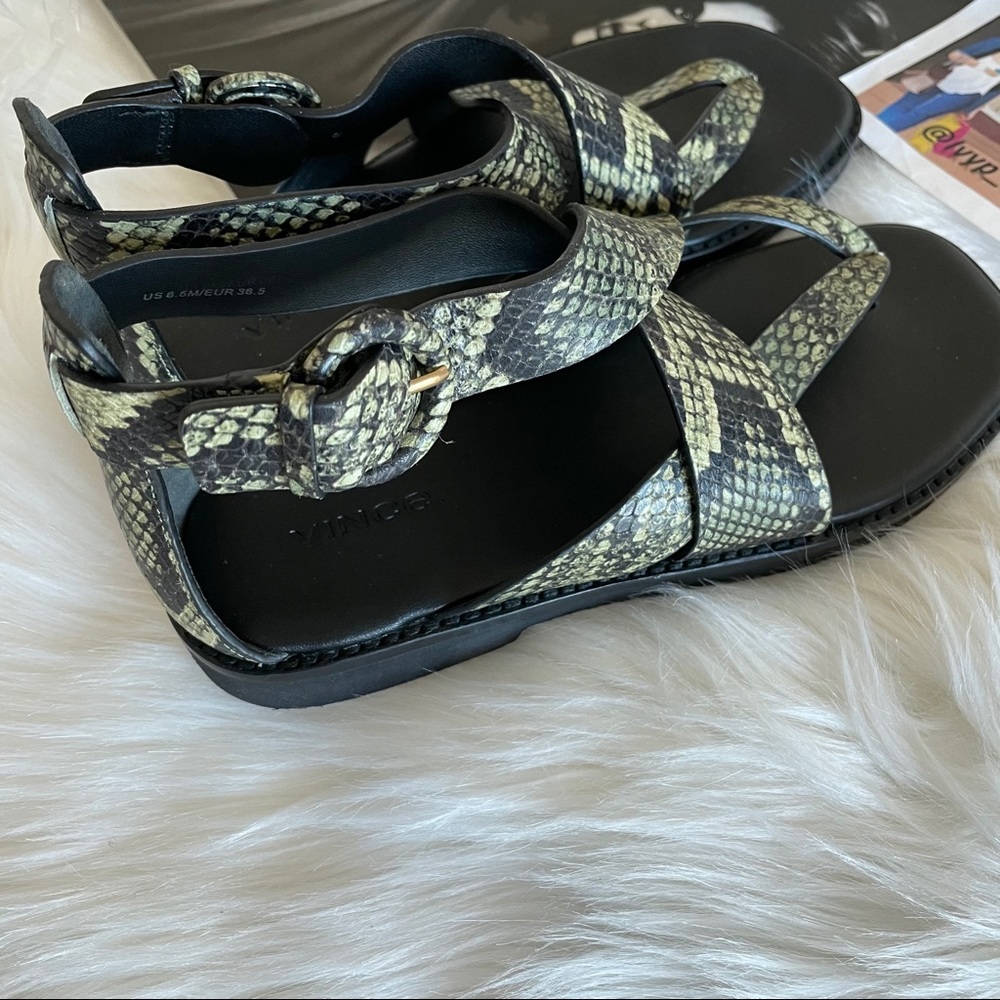 Vince Morris Leather Thong Sandals - Picture 4 of 8